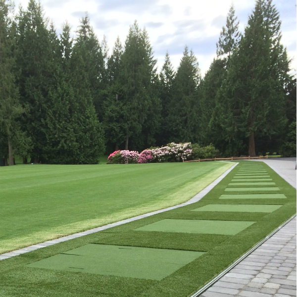 Turfhound Deluxe Tee Line Synthetic Turf Driving Range System