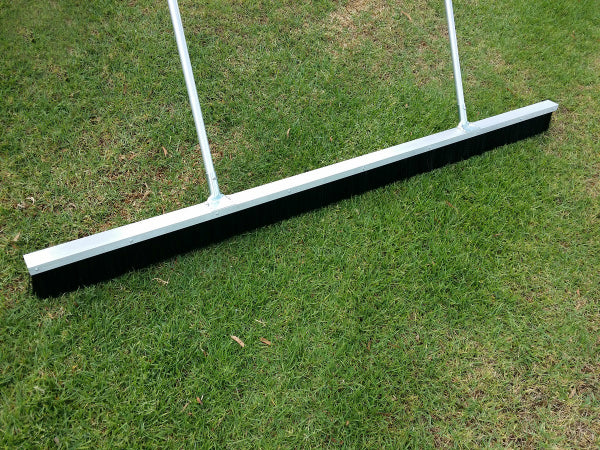 CCI Wide Head Dew Broom with D-Handle