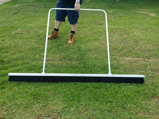 CCI Wide Head Dew Broom with D-Handle